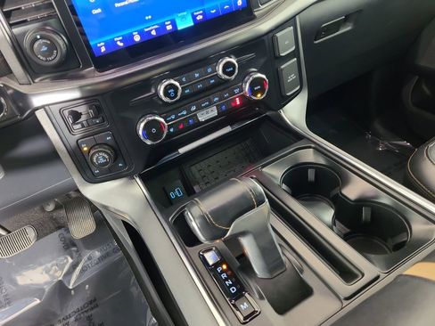 Used 2023 Ford F150 Platinum w/ FX4 Off-Road Package image 17