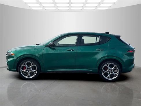 Used 2025 Alfa Romeo Tonale Tributo Italiano image 4