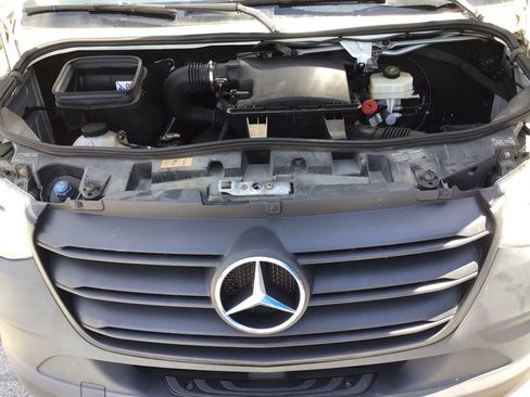 Used 2022 Mercedes-Benz Sprinter 3500 image 36