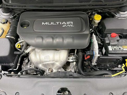 Used 2016 Dodge Dart Limited FWD image 31