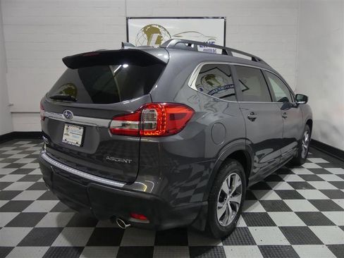 Used 2020 Subaru Ascent Premium w/ Convenience Package image 9
