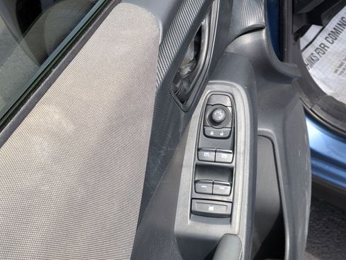 Used 2024 Subaru Crosstrek 2.0i Premium image 8