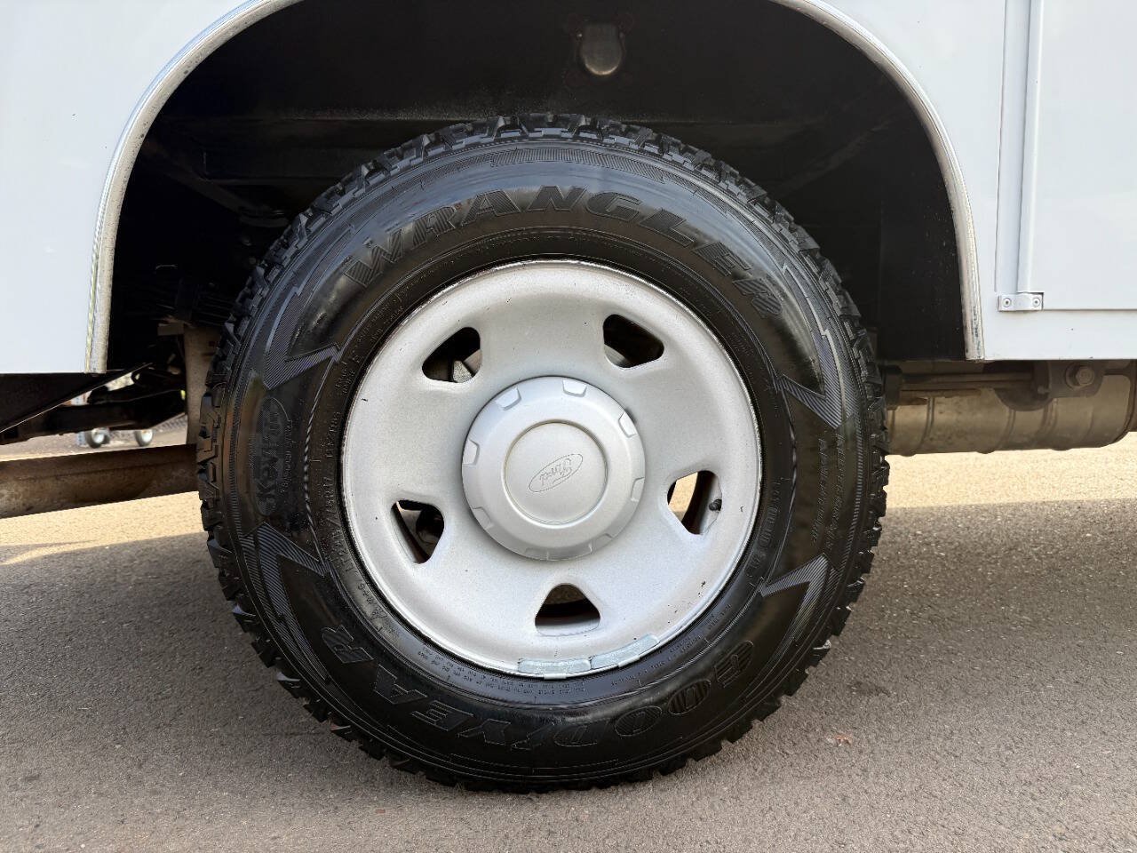 Used 2008 Ford F350 XL RWD image 23
