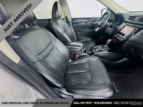 Certified 2018 Nissan Rogue SL image 29