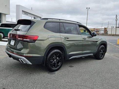New 2026 Volkswagen Atlas Peak Edition image 15
