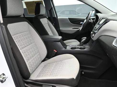 Used 2024 Chevrolet Equinox LS w/ LS Convenience Package FWD image 30