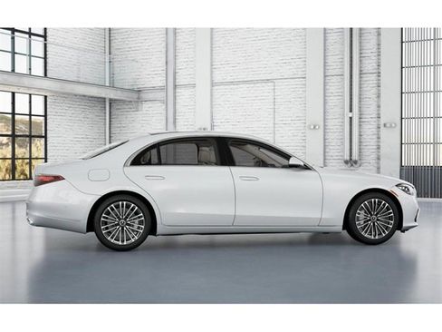 New 2026 Mercedes-Benz S 580 4MATIC Sedan image 17