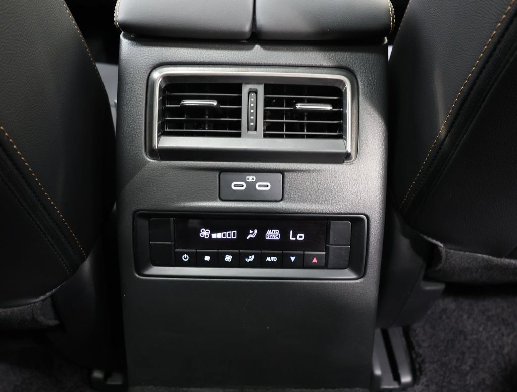 Used 2024 MAZDA CX-90 Plug-In Hybrid w/ Premium Pkg AWD/4WD image 25