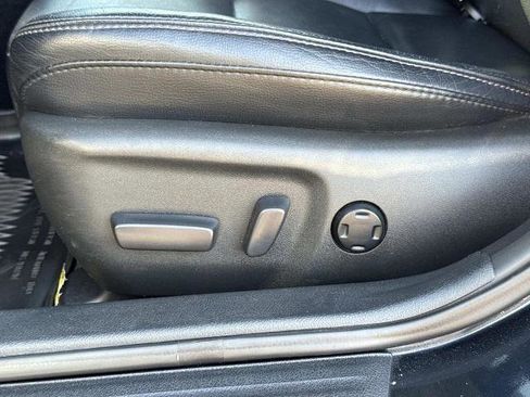 Used 2018 Toyota Avalon XLE Plus w/ Carpet Mat Package image 21