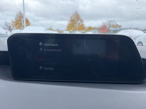 Used 2019 MAZDA MAZDA3 Sedan w/ Premium Package image 21