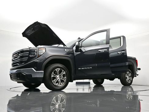 Certified 2025 GMC Sierra 1500 SLT image 49