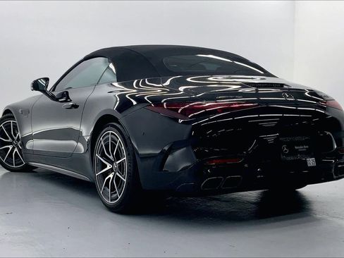 Used 2022 Mercedes-Benz SL 63 AMG 4MATIC image 2