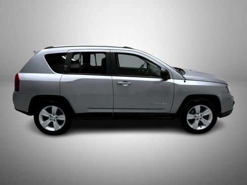 Used 2017 Jeep Compass Sport w/ Power Value Group FWD image 4
