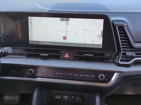 Certified 2023 Kia Sportage EX FWD image 18