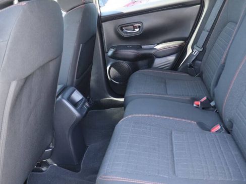 Used 2025 Honda HR-V Sport image 17