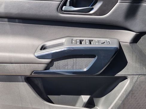 New 2025 Nissan Pathfinder SV w/ Cargo Package image 17