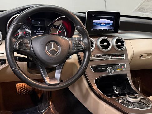 Used 2018 Mercedes-Benz C 300 Sedan image 33