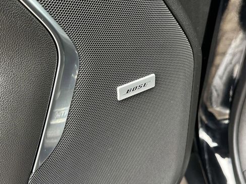 Used 2023 GMC Yukon XL AT4 image 22