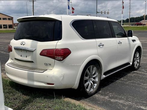 Used 2011 INFINITI QX56 4WD w/ Theater Pkg image 2