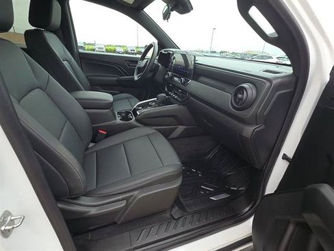 Used 2024 Chevrolet Colorado Trail Boss w/ Advanced Trailering Package AWD/4WD image 19