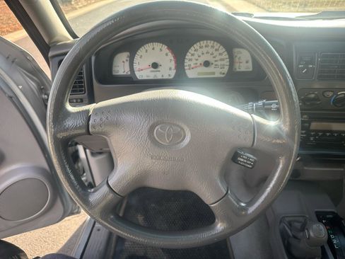 Used 2002 Toyota Tacoma 4x4 Xtracab V6 image 13