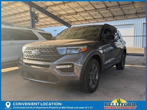 Used 2023 Ford Explorer XLT w/ Equipment Group 202A AWD/4WD image 2