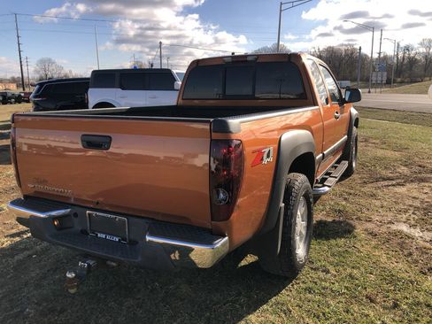 Used 2004 Chevrolet Colorado LS w/ Power Convenience Package image 5
