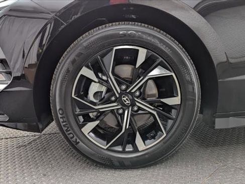 Used 2025 Hyundai Sonata SEL FWD image 30