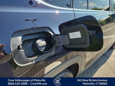 Certified 2023 Volkswagen Atlas SE w/ Panoramic Sunroof Package AWD/4WD image 33