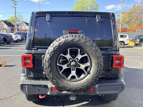 Used 2019 Jeep Wrangler Unlimited Rubicon AWD/4WD image 5