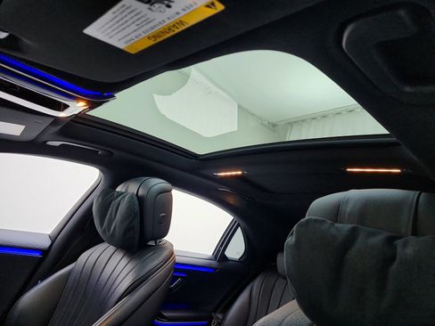 Certified 2023 Mercedes-Benz S 500 4MATIC image 11