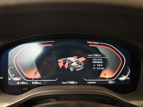 Used 2025 BMW X4 xDrive30i image 10