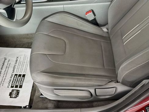 Used 2024 Hyundai Elantra SEL FWD image 13