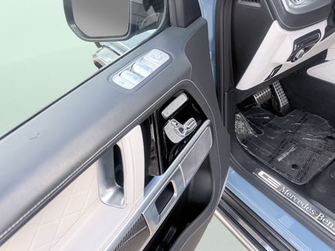 Used 2023 Mercedes-Benz G 550 image 27