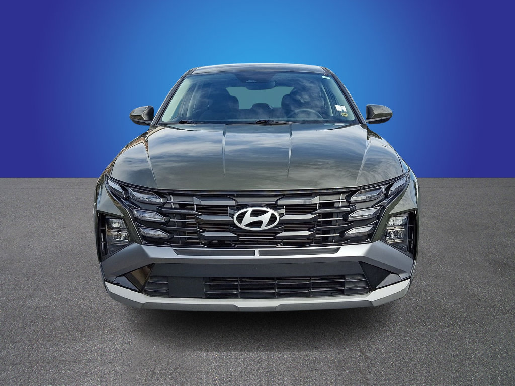 Used 2025 Hyundai Tucson SE FWD image 2