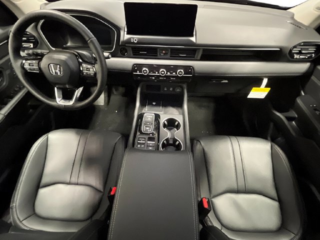 New 2026 Honda Pilot Touring image 21