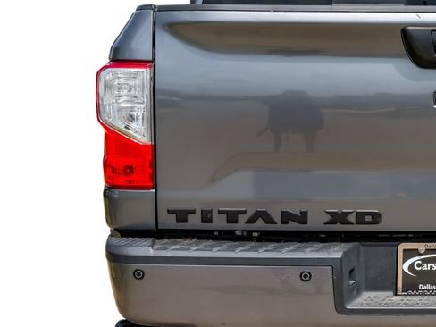 Used 2018 Nissan Titan SL w/ Midnight Edition AWD/4WD image 50
