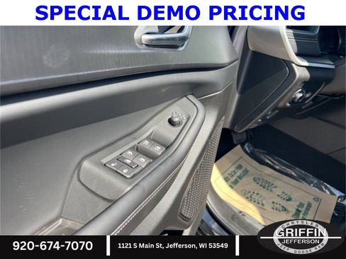 New 2025 Jeep Grand Cherokee L Laredo w/ Luxury Tech Group I image 19