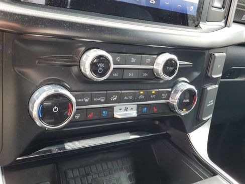 Used 2022 Ford F150 Platinum w/ Equipment Group 701A High image 24