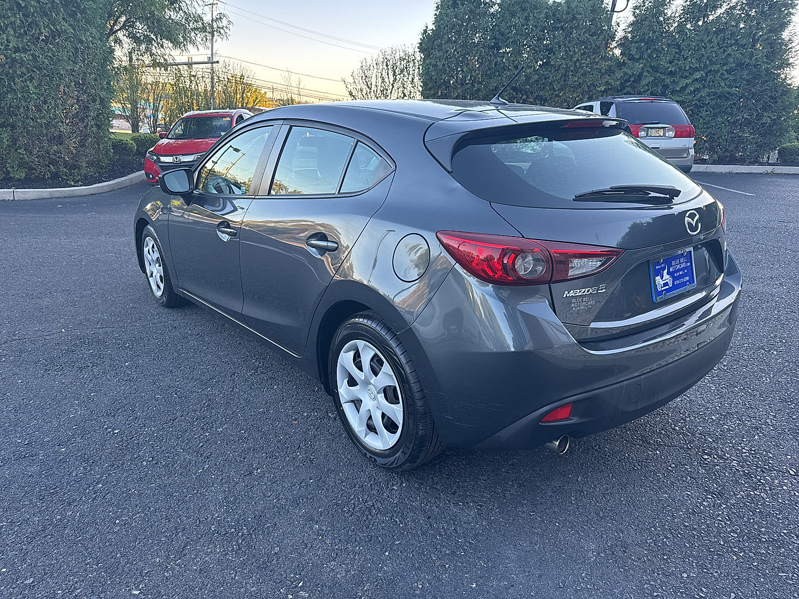 Used 2015 MAZDA MAZDA3 i Sport FWD image 9