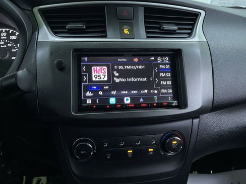 Used 2017 Nissan Sentra S image 20