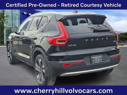 Certified 2025 Volvo XC40 B5 Ultra w/ Protection Package Premier image 4