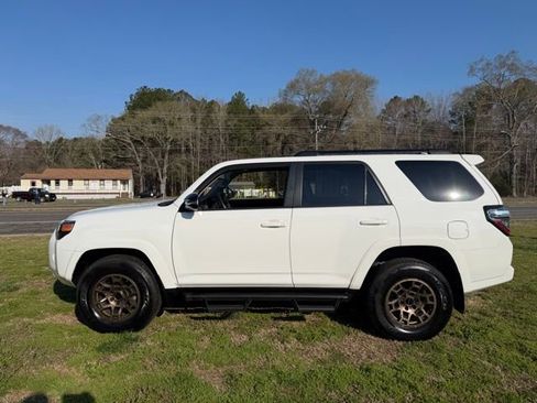 Used 2023 Toyota 4Runner 40th Anniversary SE image 7