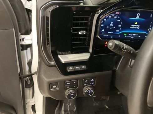 Used 2024 Chevrolet Silverado 3500 High Country w/ High Country Premium Package image 14