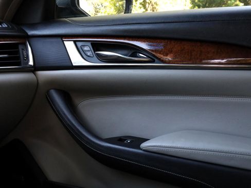 Used 2014 Cadillac CTS Luxury image 14