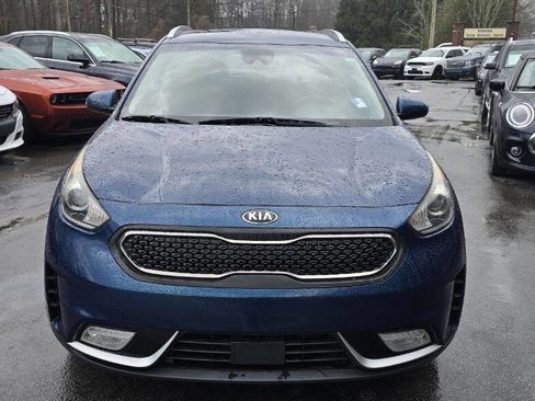Used 2019 Kia Niro LX image 2