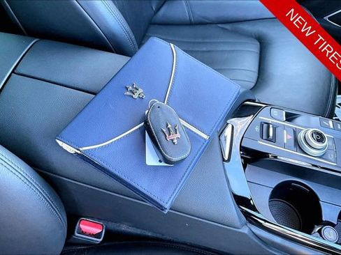 Used 2019 Maserati Levante GranSport 4D Sport Utility image 10