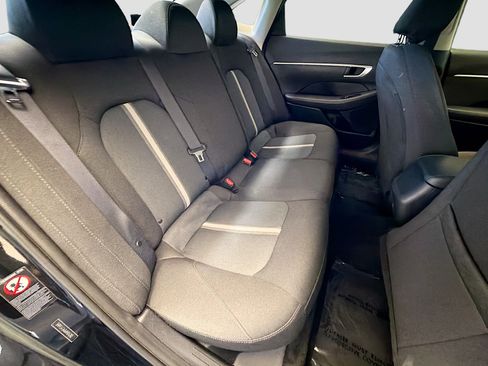 Used 2021 Hyundai Sonata SE image 14