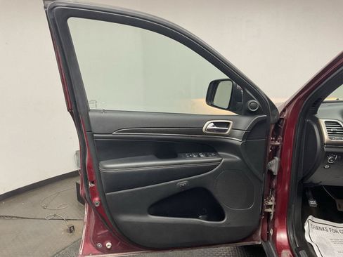Used 2015 Jeep Grand Cherokee Limited AWD/4WD image 9