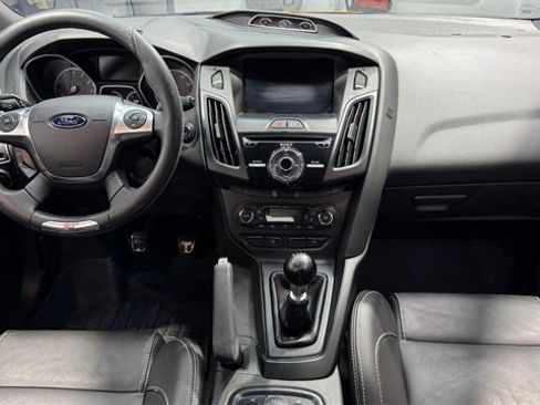 Used 2014 Ford Focus ST w/ Equipment Group 202A image 18